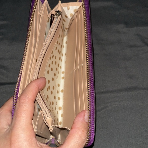 Kate Spade large wallet - Picture 5 of 8